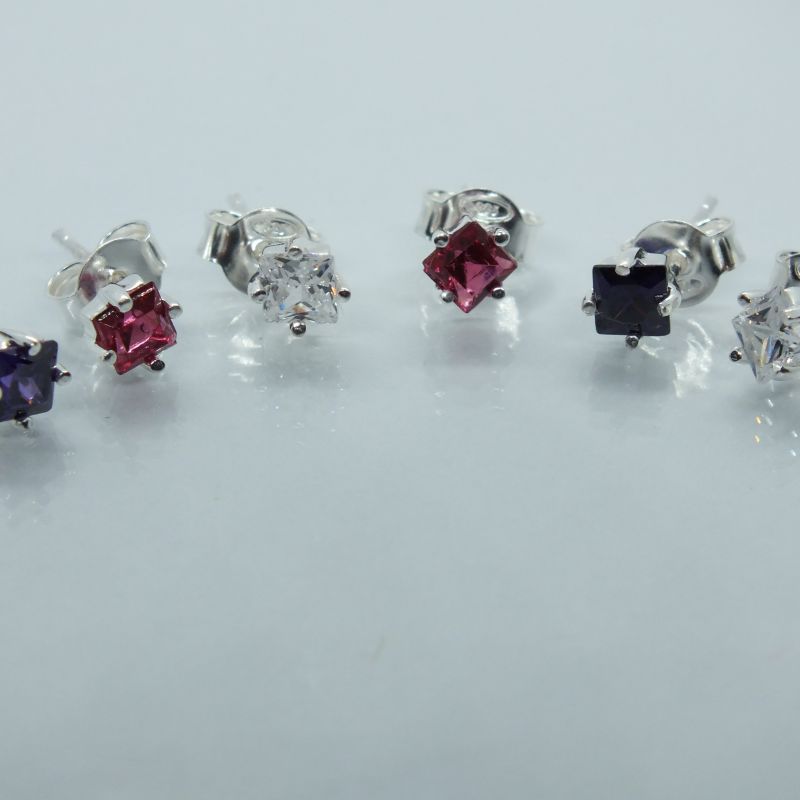 Fülbevaló Fülbevaló C 4x4